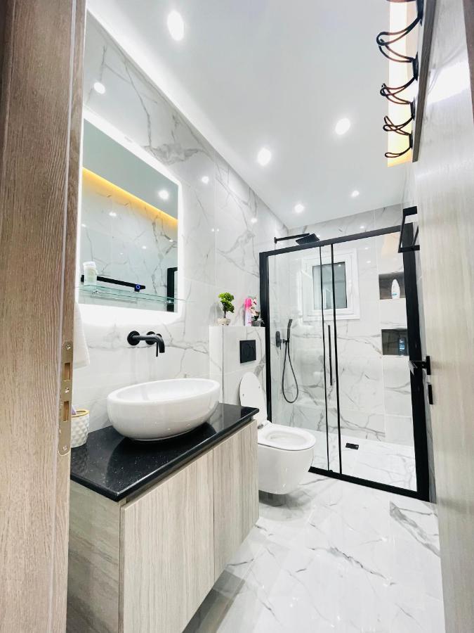 Apollo 2 Bd Jacuzzi Suite Athens Ngoại thất bức ảnh