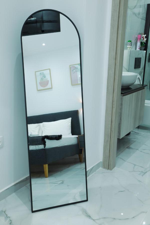 Apollo 2 Bd Jacuzzi Suite Athens Ngoại thất bức ảnh
