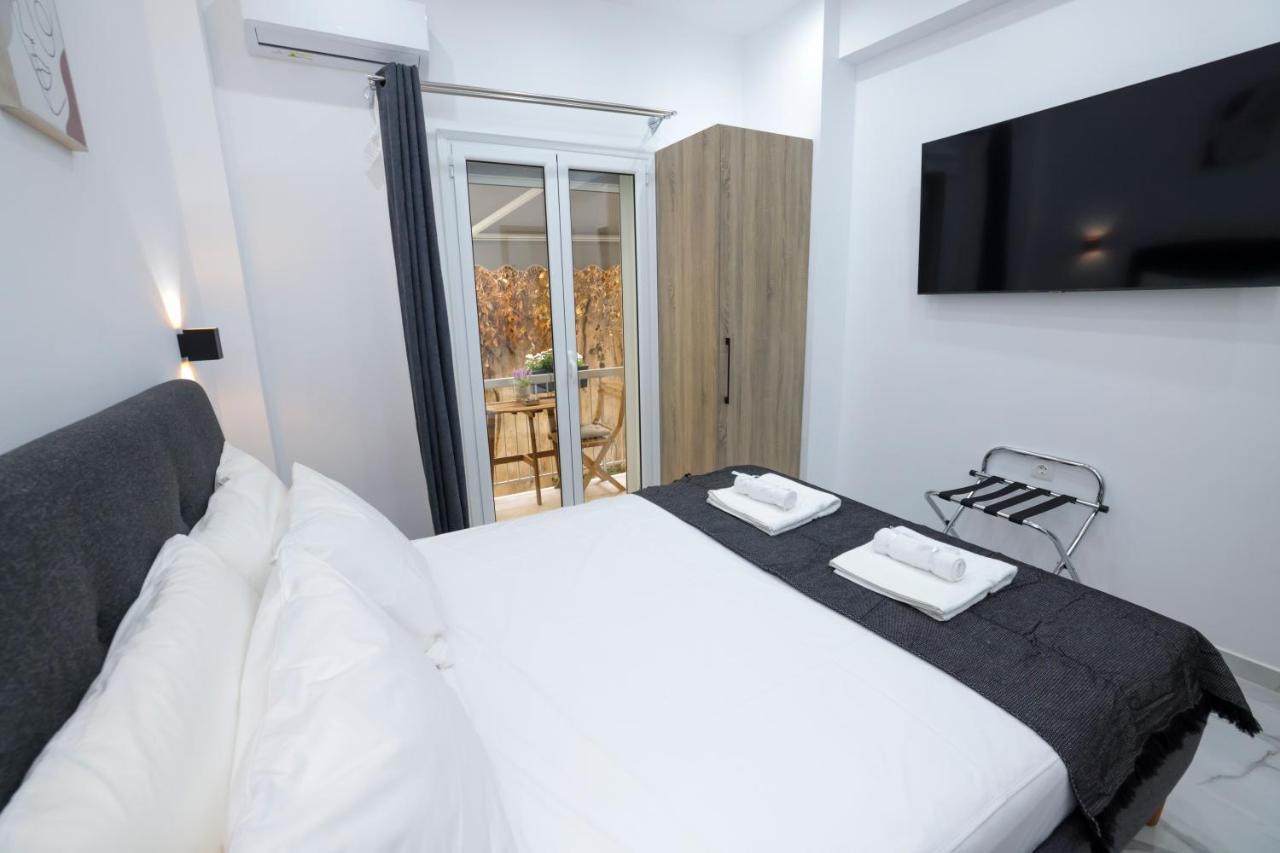 Apollo 2 Bd Jacuzzi Suite Athens Ngoại thất bức ảnh