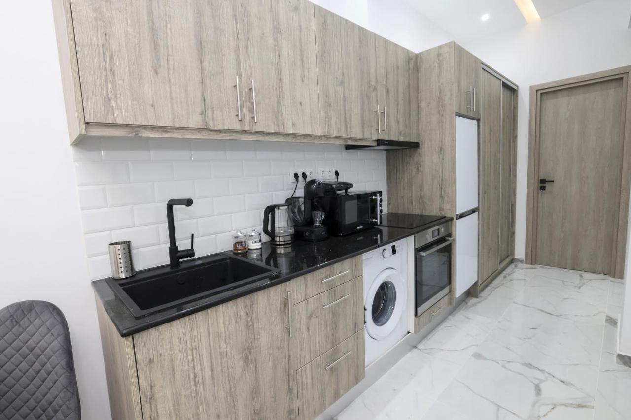 Apollo 2 Bd Jacuzzi Suite Athens Ngoại thất bức ảnh
