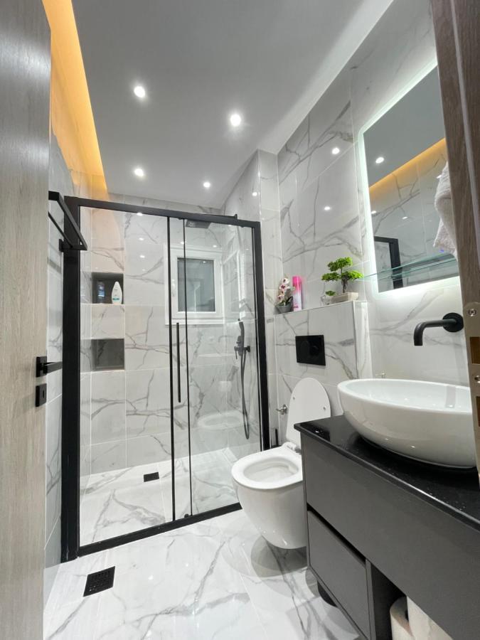 Apollo 2 Bd Jacuzzi Suite Athens Ngoại thất bức ảnh